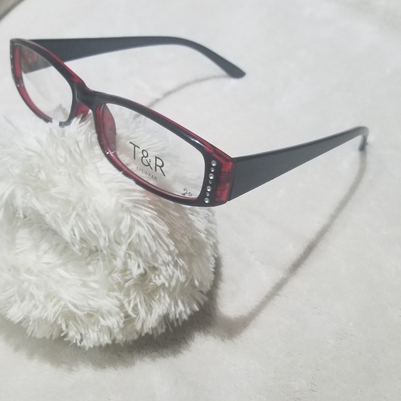 T&R Eyewear - Picture 3 of 7